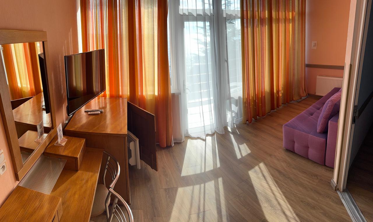 Room Photo